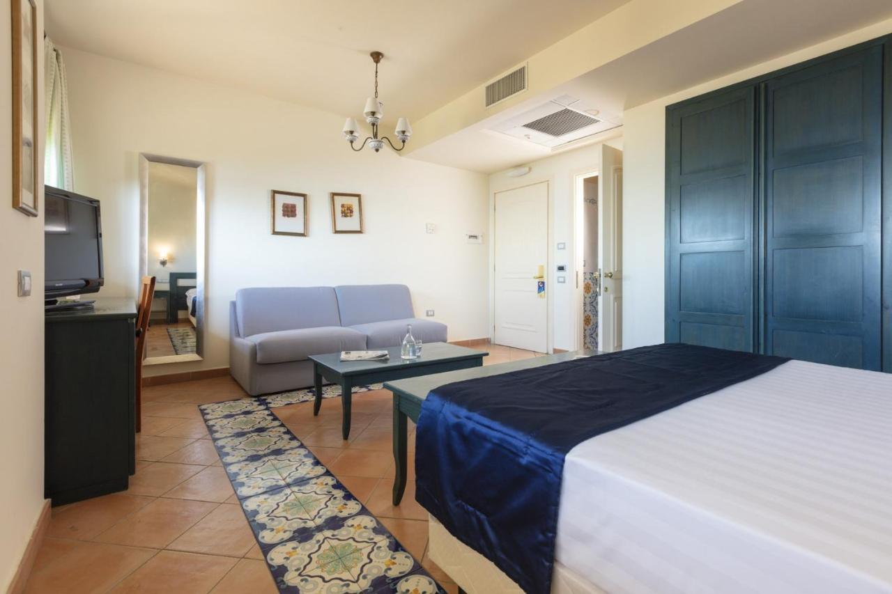 Summit Hotel Gaeta Exterior foto